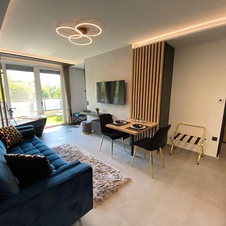 Relax Sauna Apartman Privat Finn Szaunaval Кестхей Экстерьер фото